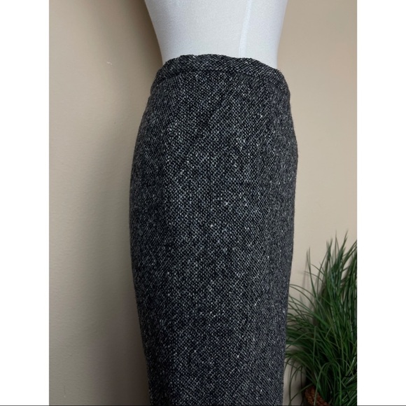 DOLCE & GABBANA WOOL BLEND BUCKLE PENCIL SKIRT 40 - Picture 4 of 6